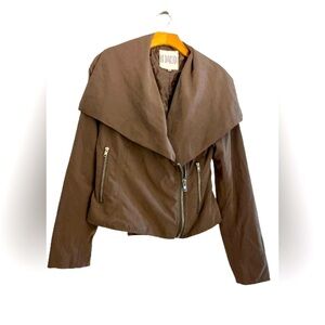 BB DAKOTA JACKET size medium